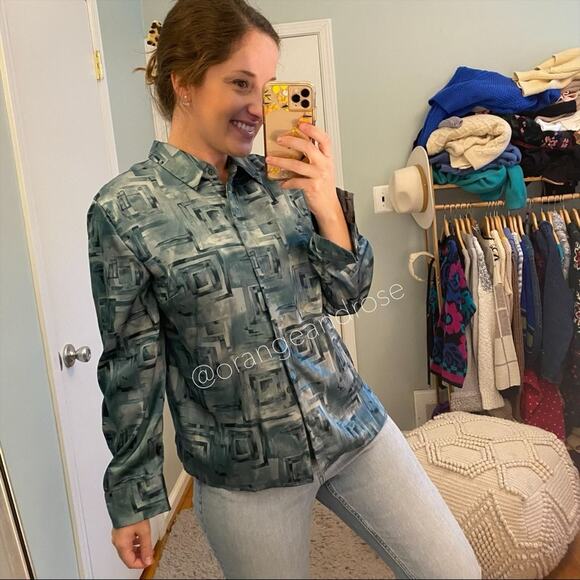 Vintage Blue Blouse - Picture 3 of 9